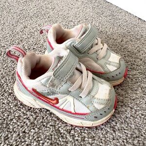 Nike Dart Toddler Baby Girl Pink Sneakers Size 4